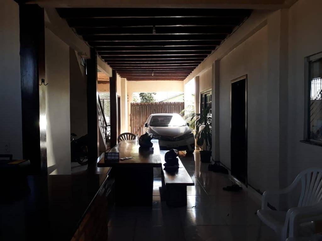 Casa à venda e aluguel com 3 quartos, 240m² - Foto 8