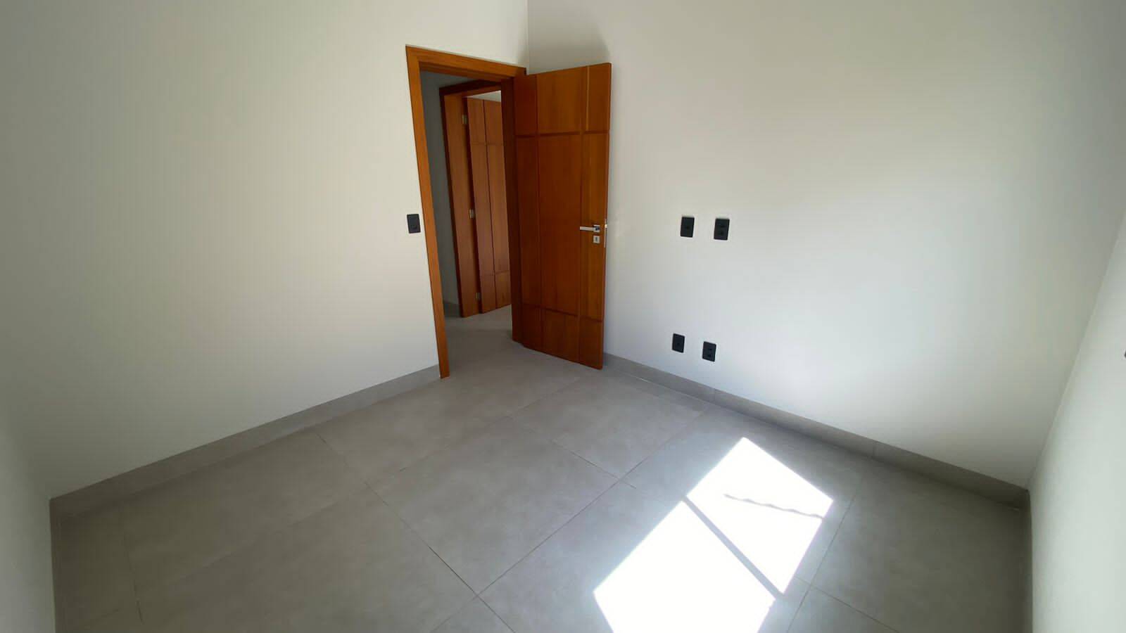 Casa à venda com 3 quartos, 360m² - Foto 25