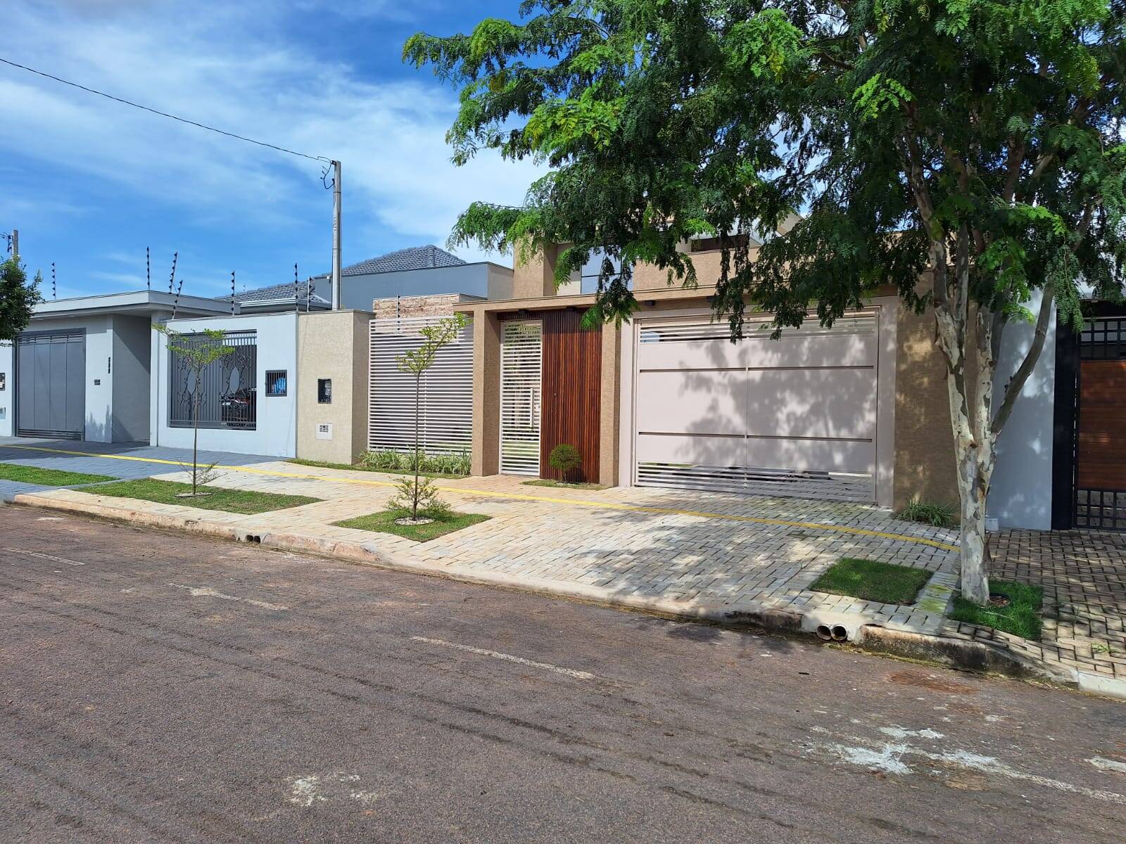 Casa à venda com 3 quartos, 360m² - Foto 3