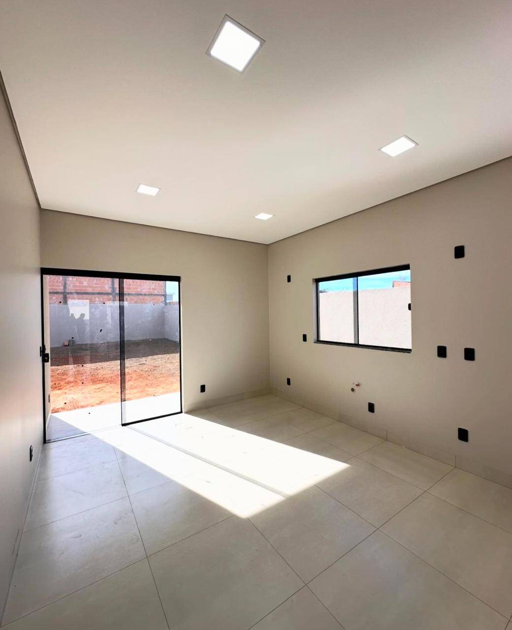 Casa à venda com 3 quartos, 92m² - Foto 5