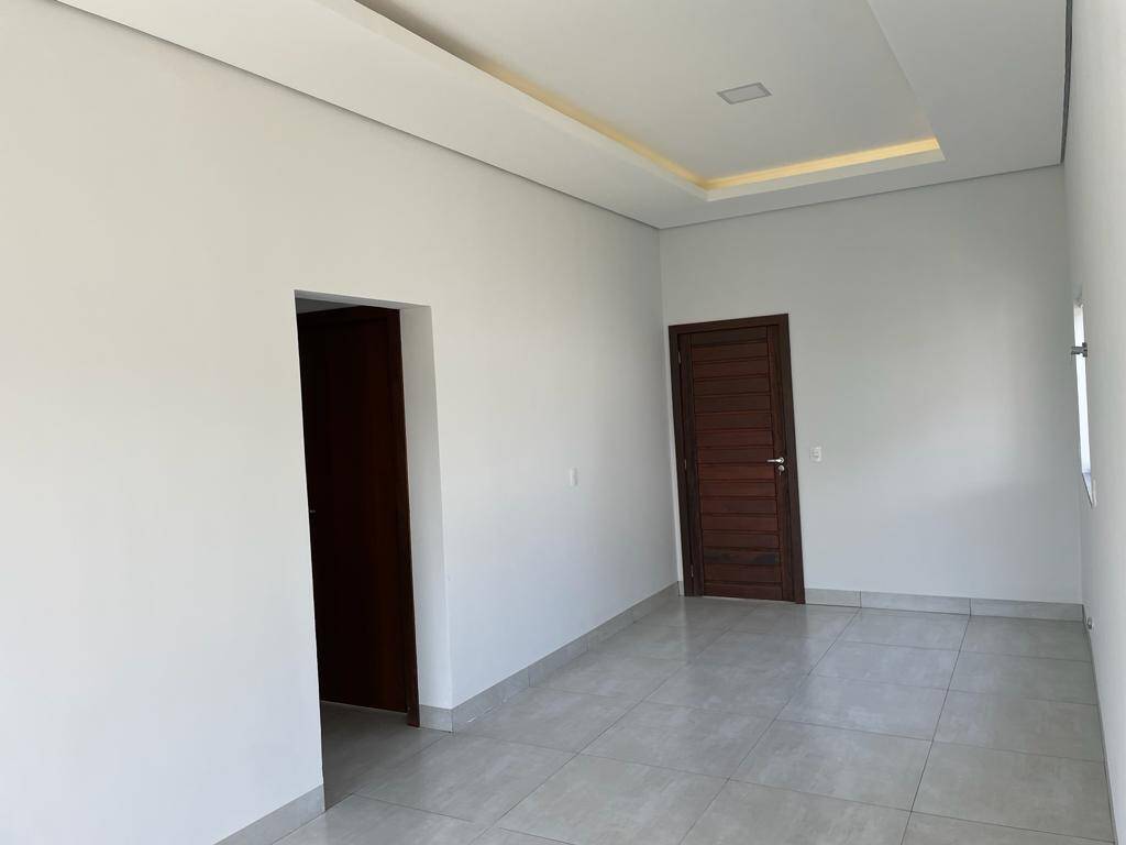 Casa à venda com 2 quartos, 87m² - Foto 4