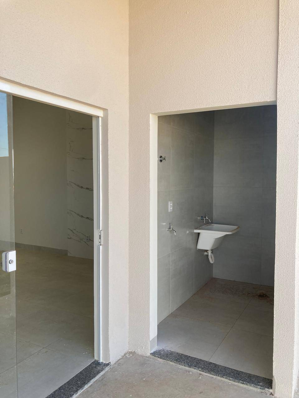 Casa à venda com 2 quartos, 300m² - Foto 8