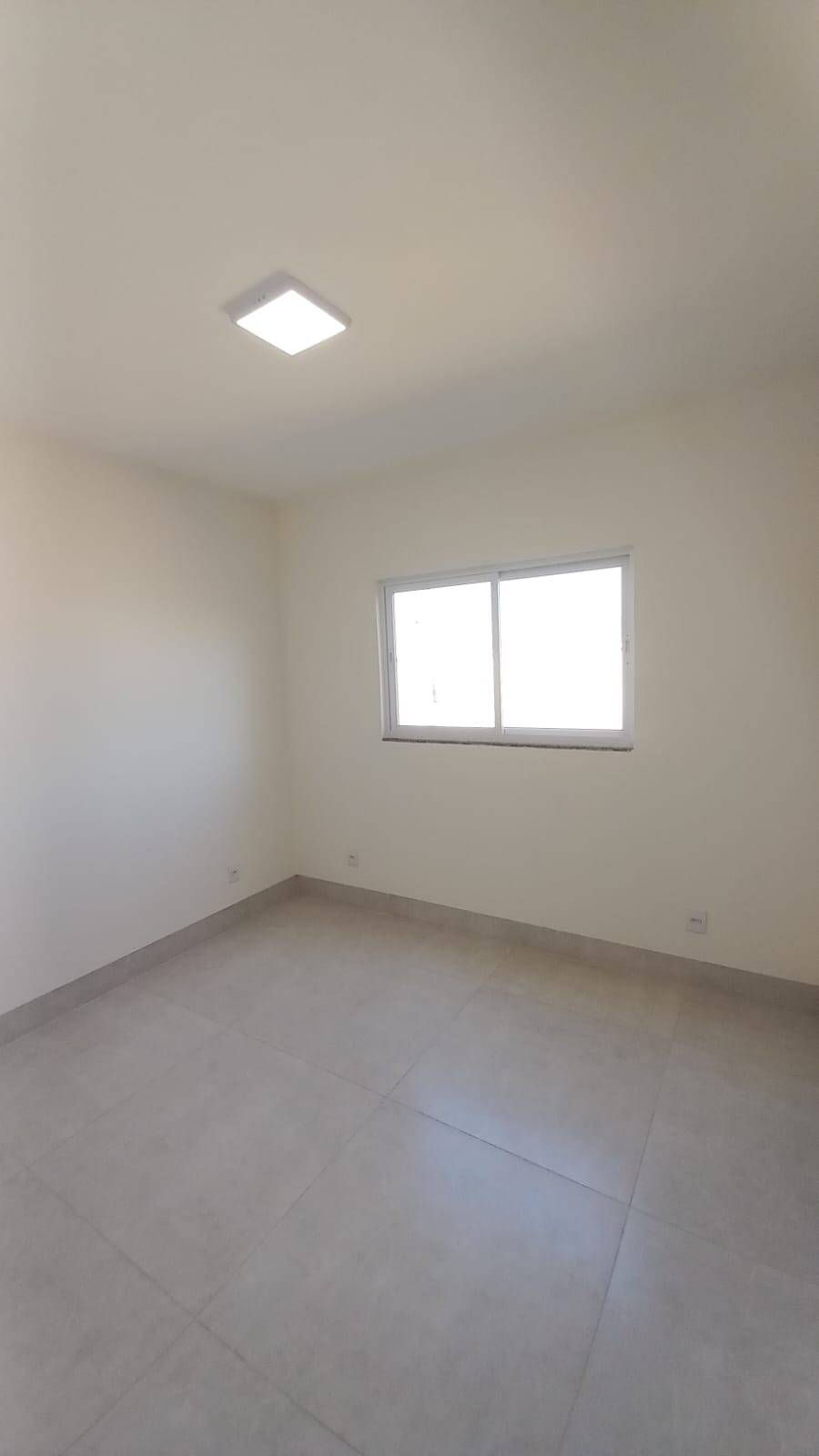 Casa à venda com 2 quartos, 300m² - Foto 5