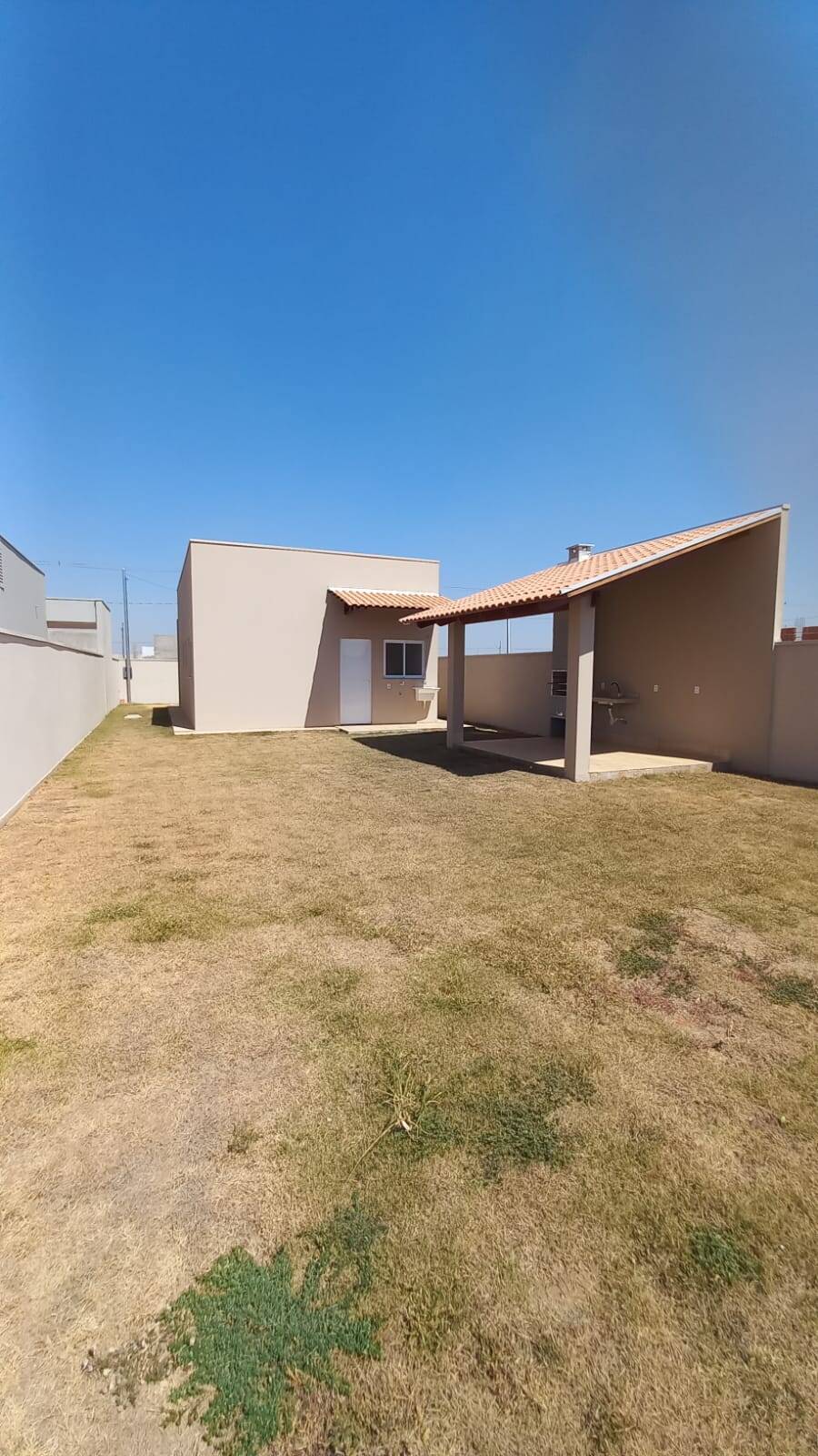 Casa à venda com 2 quartos, 300m² - Foto 8