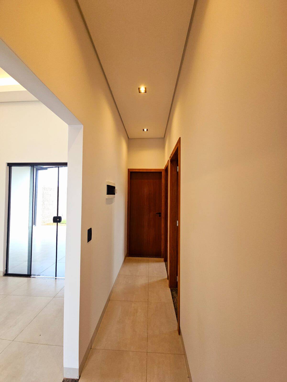 Casa à venda com 3 quartos, 90m² - Foto 9