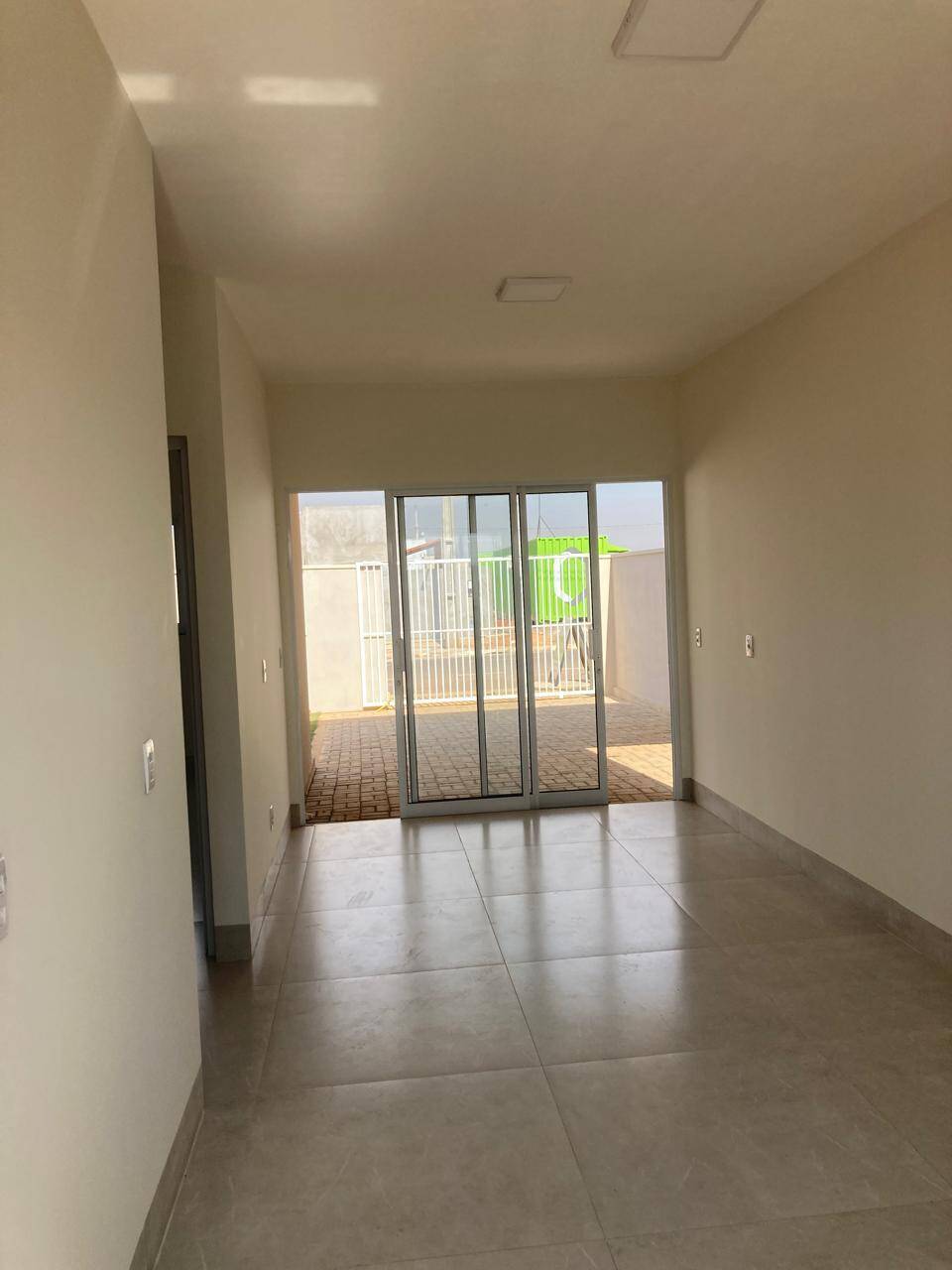 Casa à venda com 2 quartos, 78m² - Foto 14